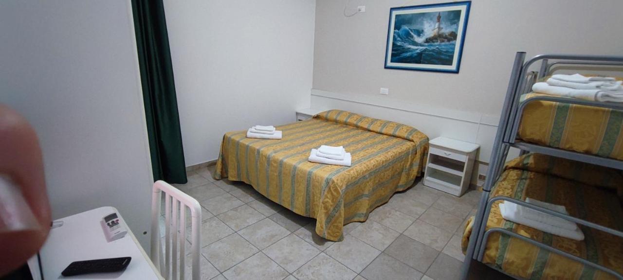 Hotel Zeus Lido Di Classe Room Only Dış mekan fotoğraf