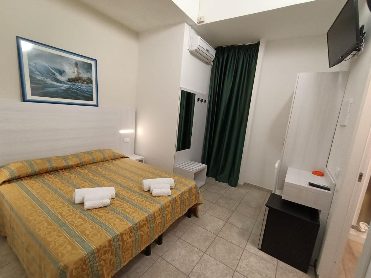Hotel Zeus Lido Di Classe Room Only Dış mekan fotoğraf