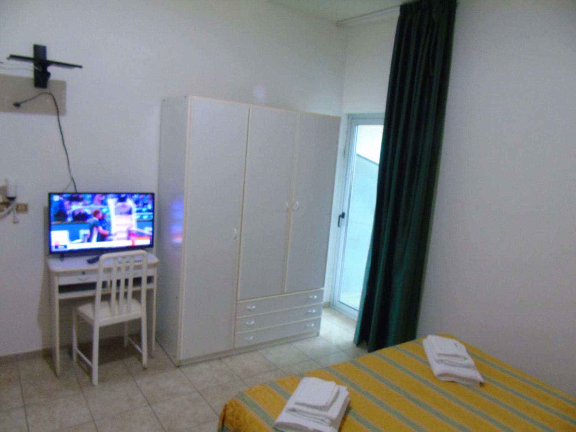 Hotel Zeus Lido Di Classe Room Only Dış mekan fotoğraf