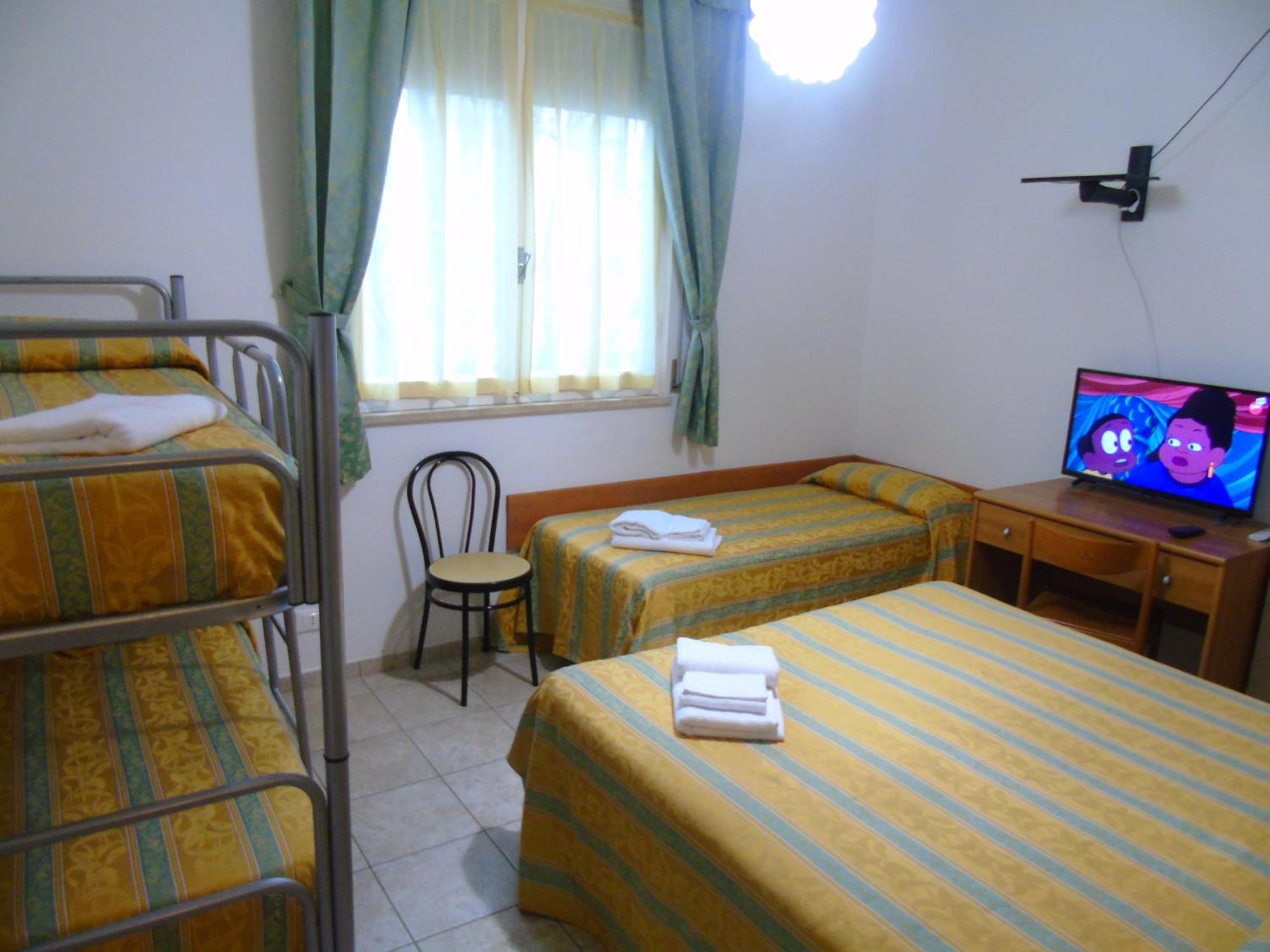 Hotel Zeus Lido Di Classe Room Only Dış mekan fotoğraf