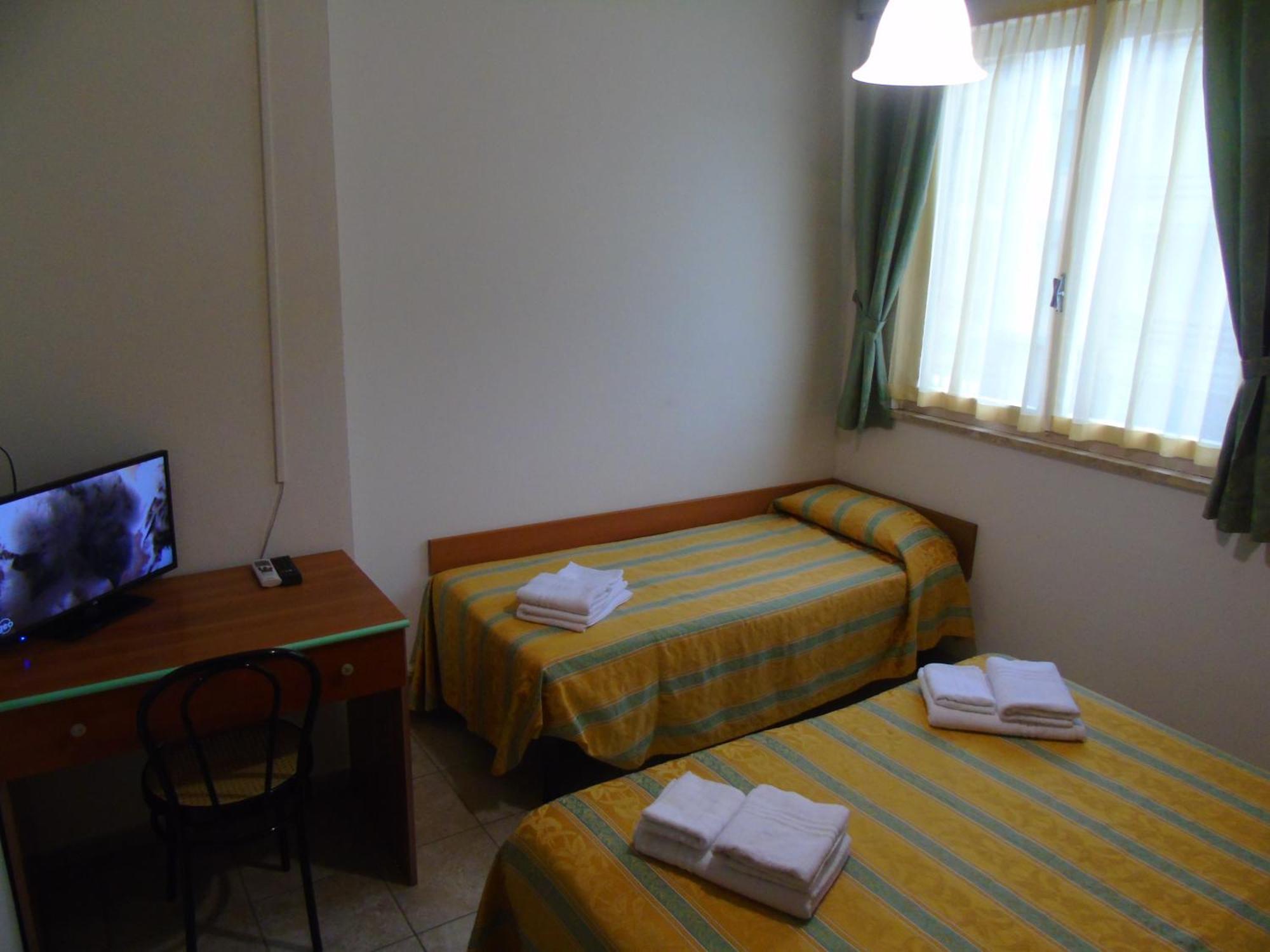Hotel Zeus Lido Di Classe Room Only Dış mekan fotoğraf