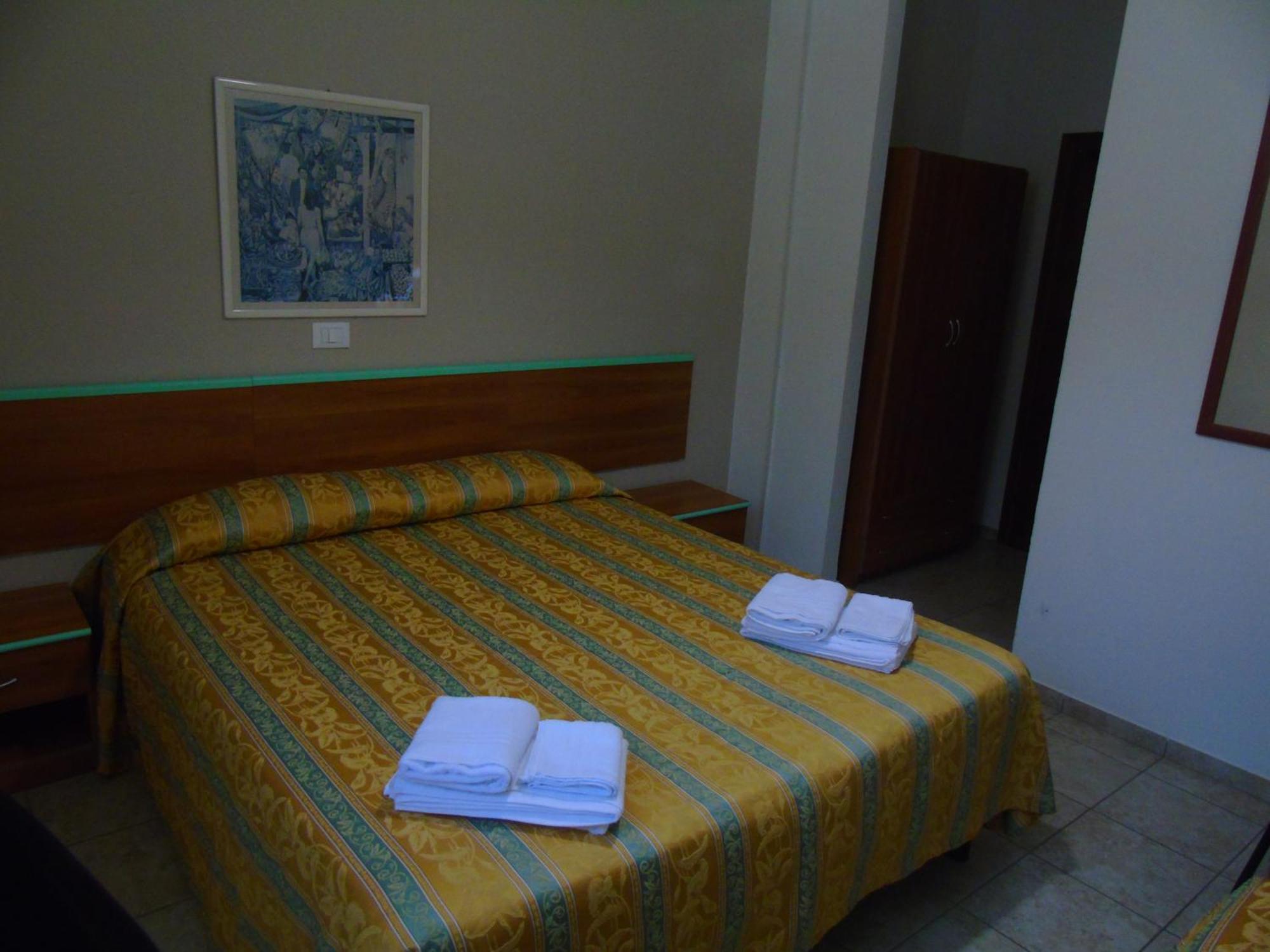 Hotel Zeus Lido Di Classe Room Only Dış mekan fotoğraf